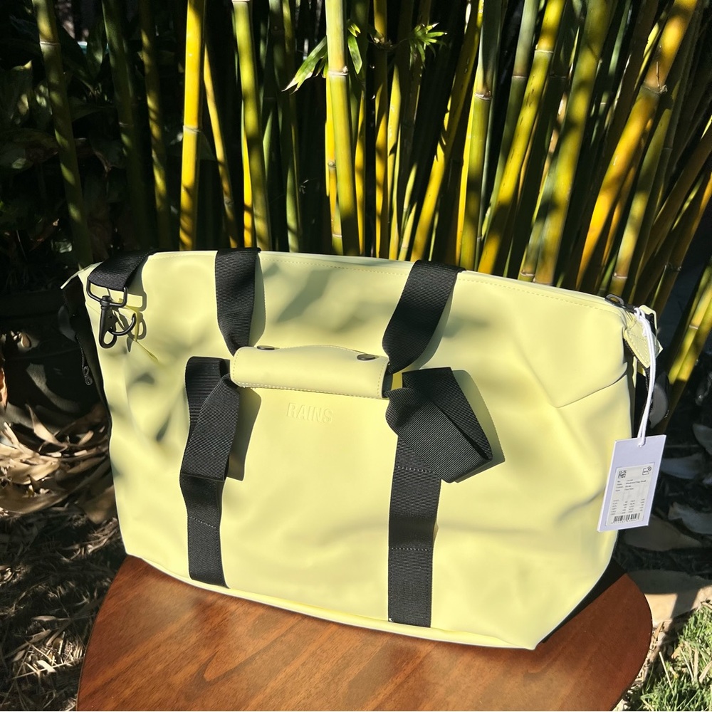 RAINS WEEKEND BAG small 🔥NWT🔥 straw - Picture 4 of 10
